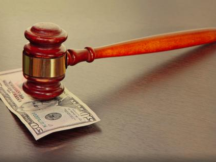 嚴重侵犯知識產權者將被終身逐出市場