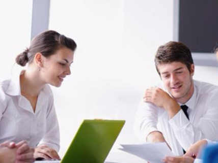 專利申請?jiān)撊绾翁暨x適合的專利代理機(jī)構(gòu)？